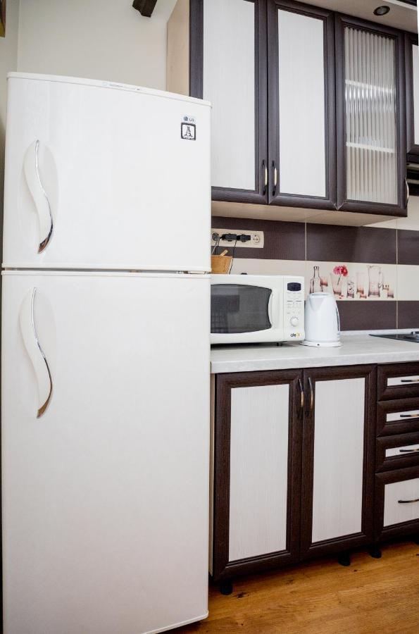 Apartment On Valova Street Lviv Exterior photo